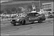 Nikolett Szanto si BMW E30