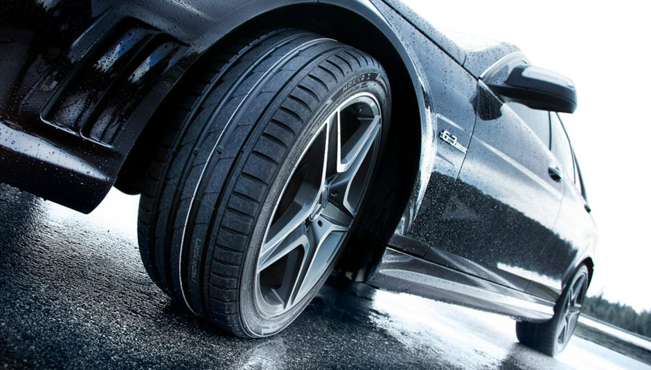 Nimic nou aici: soferii din Romania recunosc ca anvelopele premium sunt cele mai sigure Nimic nou aici: soferii din Romania recunosc ca anvelopele premium sunt cele mai sigure