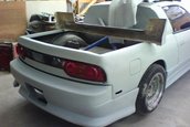 Nissan 240SX transformat in pick-up