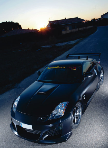 Nissan 350Z - Black Beauty Nissan 350Z - Black Beauty