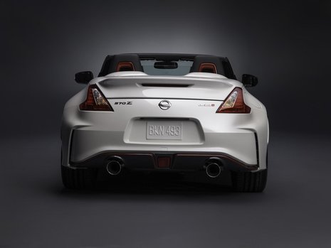 Nissan 370Z NISMO Roadster