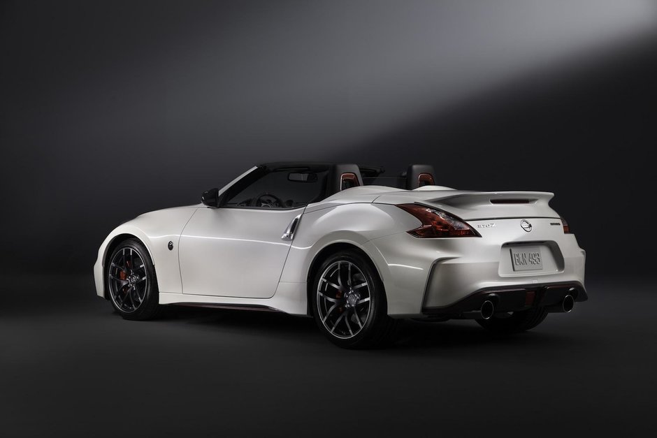 Nissan 370Z NISMO Roadster