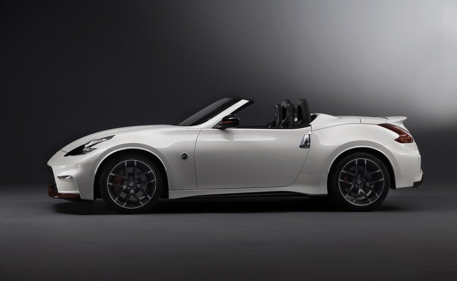 Nissan 370Z NISMO Roadster