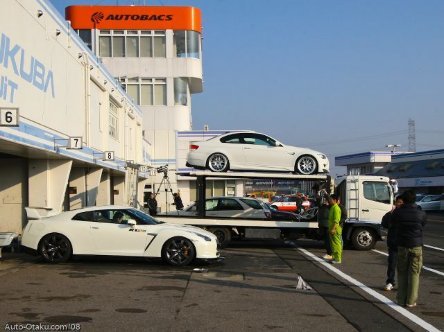 Nissan GT-R Amuse si Top Secret