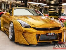 Nissan GT-R cu caroseria gravata