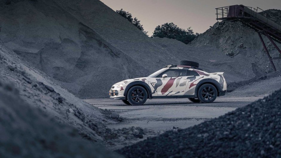 Nissan GT-R de off-road