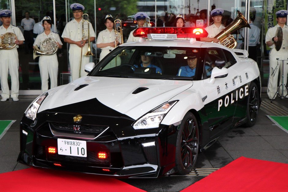 Nissan GT-R de politie