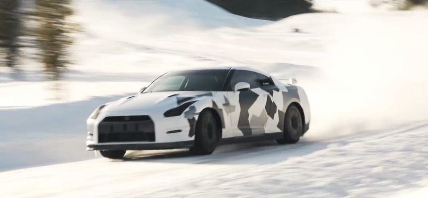 Nissan GT-R impotriva partiei de schi Nissan GT-R impotriva partiei de schi