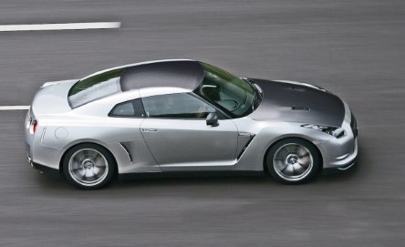 Nissan GT-R V-Spec va fi lansat in decembrie Nissan GT-R V-Spec va fi lansat in decembrie