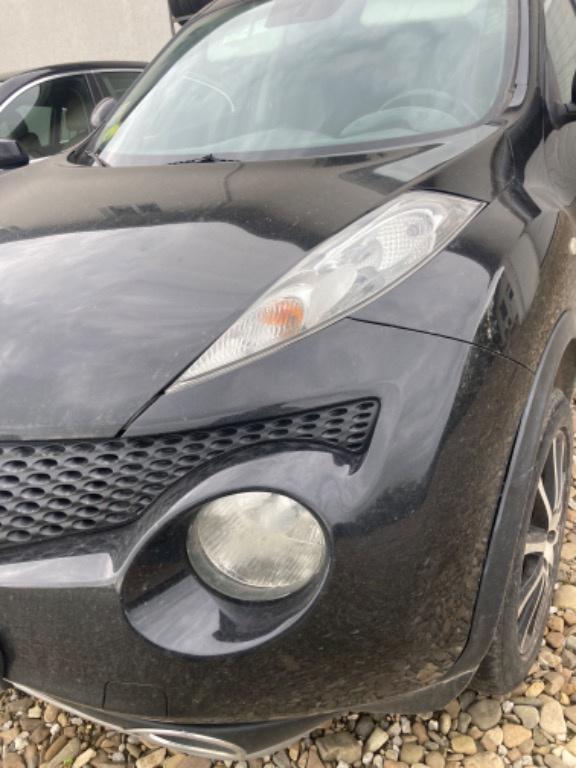 Nissan Juke far stânga an 2013
