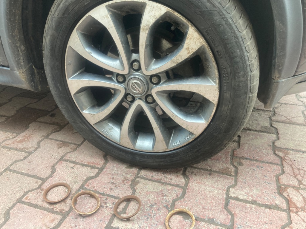 Nissan Juke, inele ghidaj roții, an 2015