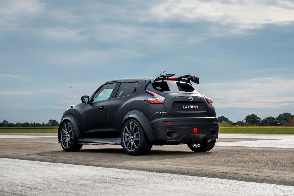 Nissan Juke-R 2.0