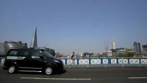 Nissan NV200 Taxi - Video Oficial