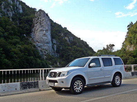 Nissan Pathfinder - 2000 km