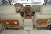 Nissan Patrol transformat in Rolls Royce