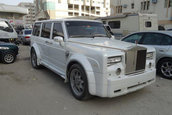 Nissan Patrol transformat in Rolls Royce