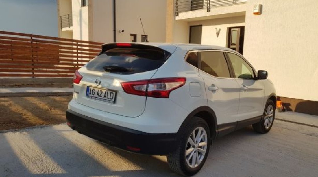 Nissan Qashqai 1.2 ACENTA 2015