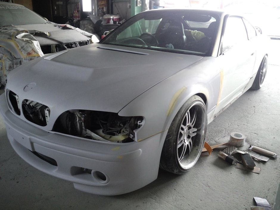 Nissan Silvia S15 transformat in BMW Seria 3