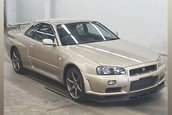 Nissan Skyline R34 GT-R M-Spec cu 372 de kilometri