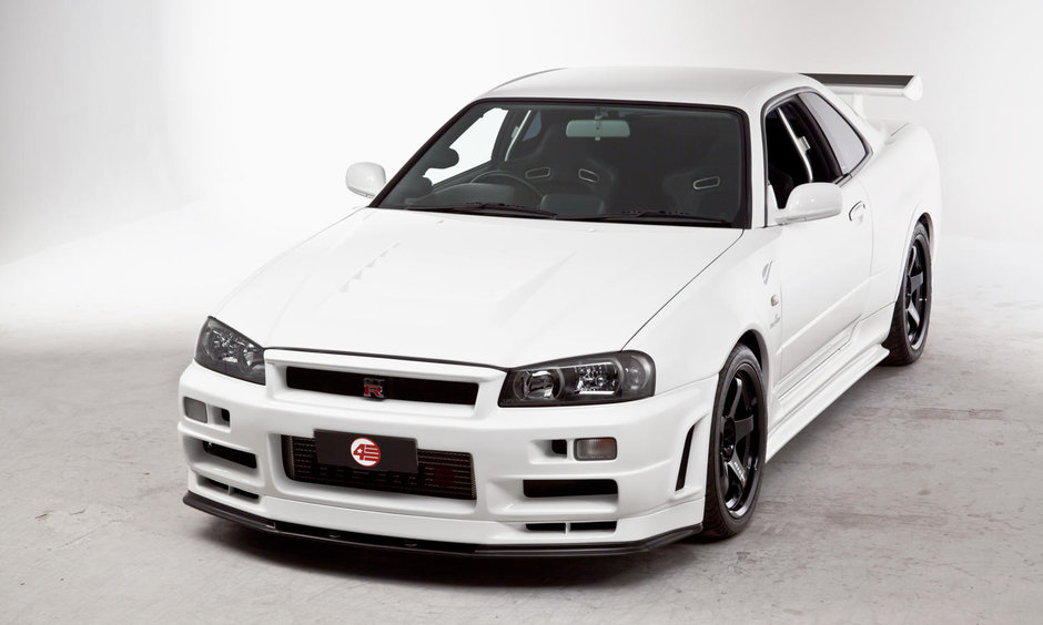 Nissan Skyline R34 GT-R V-Spec II Nur Nismo R-Tune