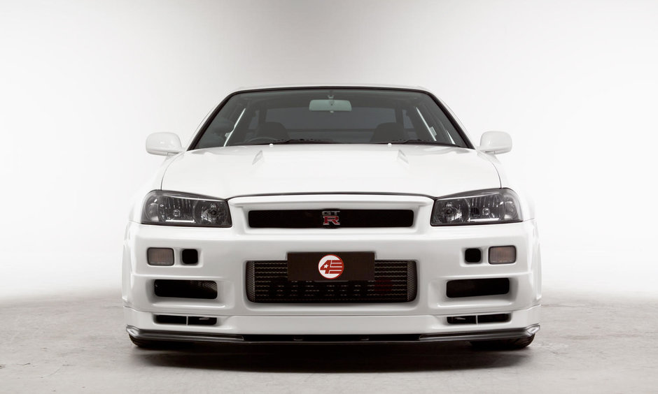 Nissan Skyline R34 GT-R V-Spec II Nur Nismo R-Tune