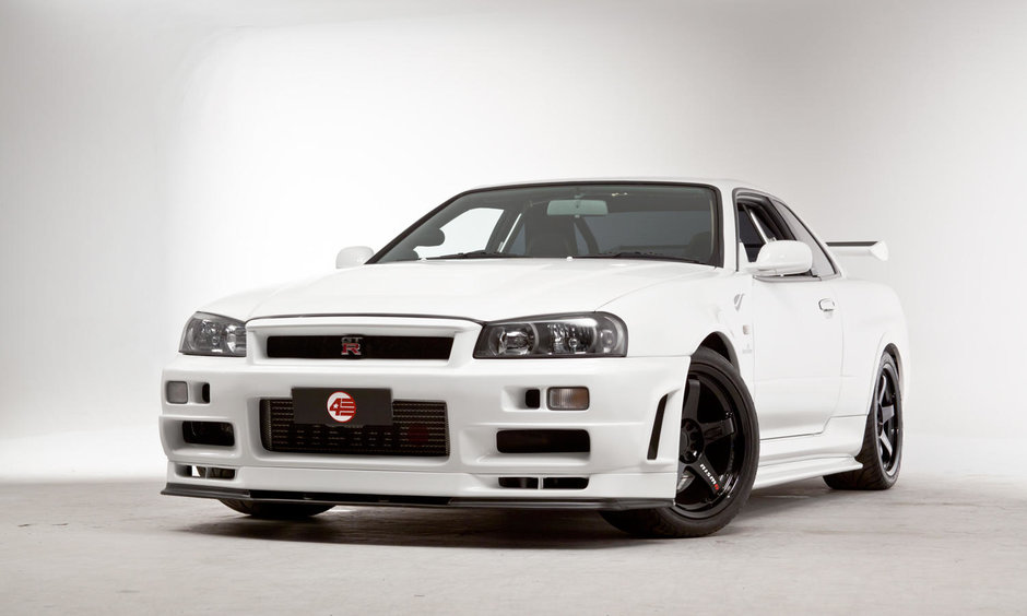 Nissan Skyline R34 GT-R V-Spec II Nur Nismo R-Tune