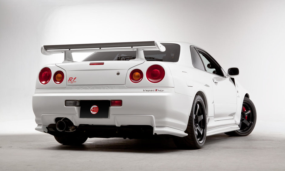 Nissan Skyline R34 GT-R V-Spec II Nur Nismo R-Tune