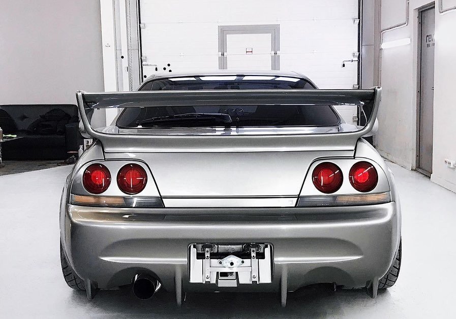 Nissas Skyline GT-R R33 modificat de compania Veilside