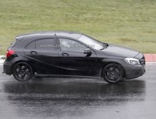 Noi imagini spion cu viitorul Mercedes A25 AMG