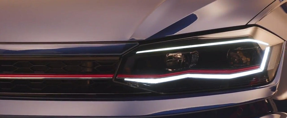 Noile faruri il fac sa para mai fioros ca oricand. In plus, si motorul turbo il ajuta acum mai mult ca niciodata Noile faruri il fac sa para mai fioros ca oricand. In plus, si motorul turbo il ajuta acum mai mult ca niciodata