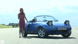 Nou vs. vechi: Mazda MX-5 2015 se ia la intrecere cu prima generatie de MX-5