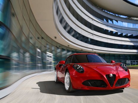 Noua Alfa Romeo 4C - Galerie Foto