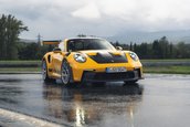 Noua anvelopa pentru carosabil umed de la Porsche si Michelin prelungeste sezonul de curse pe circuit