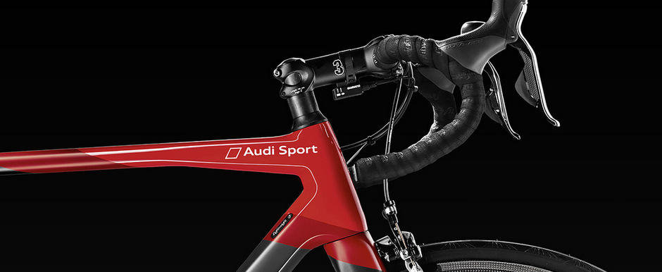 Noua bicicleta produsa de Audi e din fibra de carbon si costa 20.000 de dolari Noua bicicleta produsa de Audi e din fibra de carbon si costa 20.000 de dolari
