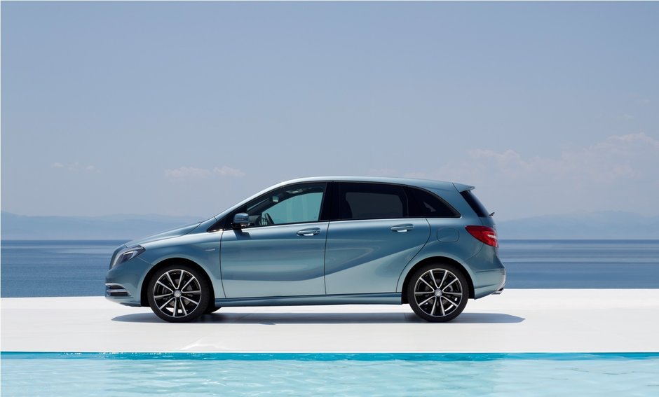Noua Clasa M si noua Clasa B de la Mercedes-Benz - in premiera in Romania la Salonul Auto de la Bucuresti Noua Clasa M si noua Clasa B de la Mercedes-Benz - in premiera in Romania la Salonul Auto de la Bucuresti