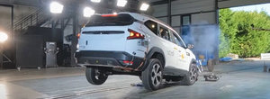 Noua Dacia Bigster, la un pas sa isi ia zborul. S-a ridicat pe doua roti la testele Euro NCAP!