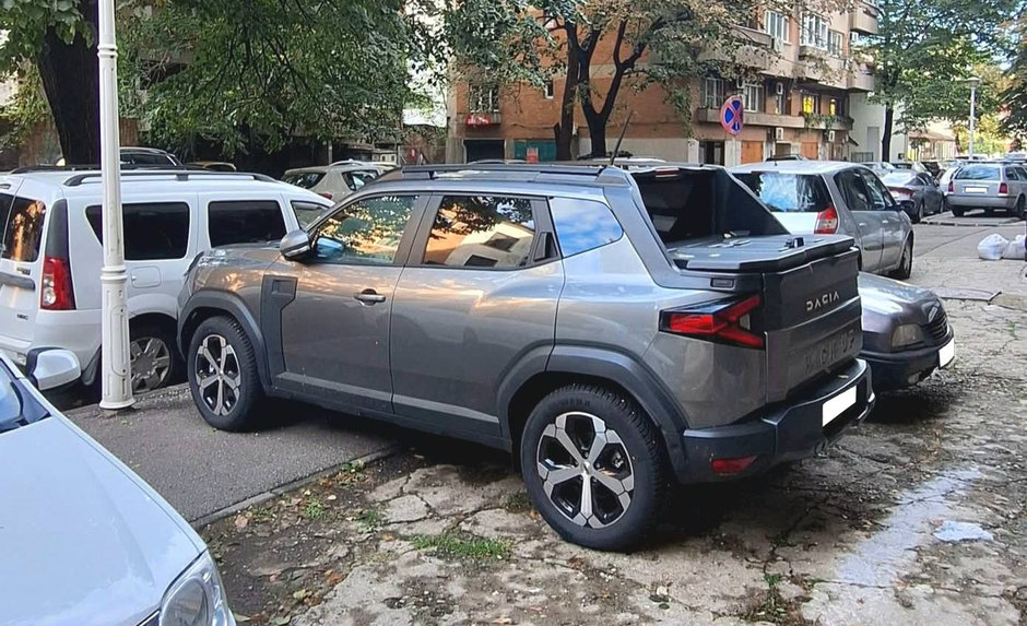 Noua Dacia Duster Pick-Up in Romania