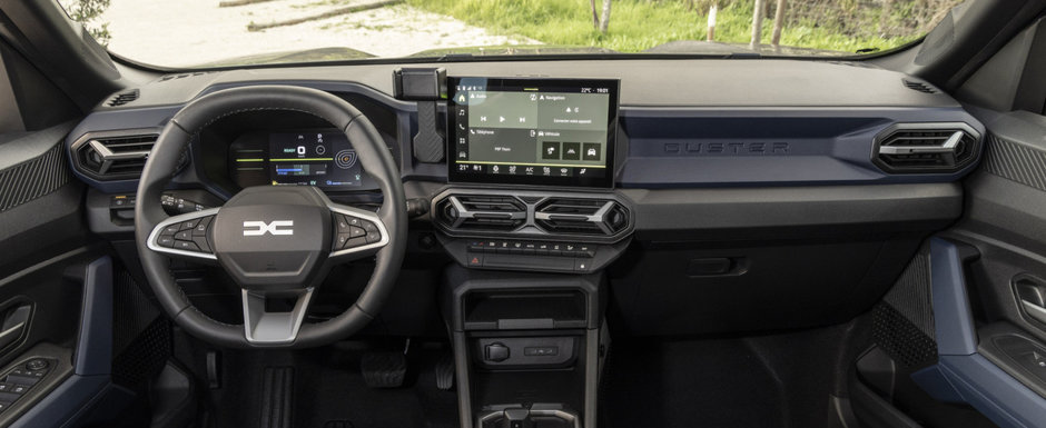Noua Dacia Sandero, prezentata neoficial. Masina romanilor se lauda cu ceasuri de bord digitale si un motor aspirat de 1.8 litri