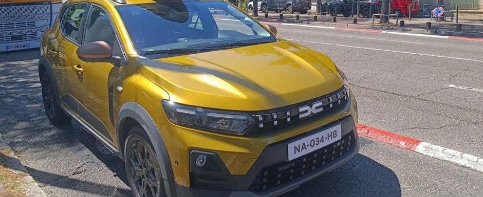 Noua Dacia Sandero, surprinsa in cele mai clare imagini de pana acum. Cum arata noua masina a romanilor? Noua Dacia Sandero, surprinsa in cele mai clare imagini de pana acum. Cum arata noua masina a romanilor?