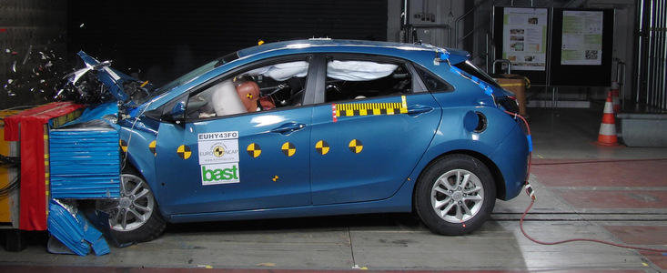 Noua generatie Hyundai i30 a obtinut cinci stele la testele Euro NCAP