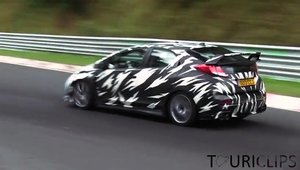 Noua Honda Civic Type-R se dezlantuie la Nurburgring!