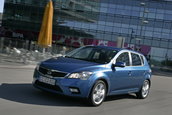 Noua Kia Ceed isi arata fata inainte de Frankfurt