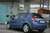 Noua Kia Ceed isi arata fata inainte de Frankfurt