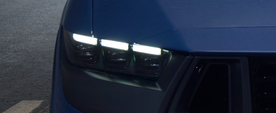 Noua masina de la Ford e nebunie curata: are motor aspirat de 5.0 litri, jante confectionate din fibra de carbon si caroserie care isi schimba culoarea in functie de lumina. Galerie foto completa
