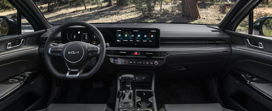 Noua masina de la Kia te face sa uiti complet de cele nemtesti. Ia forma unui sedan cu alura de fastback si motor 2.5 turbo de 290 CP Noua masina de la Kia te face sa uiti complet de cele nemtesti. Ia forma unui sedan cu alura de fastback si motor 2.5 turbo de 290 CP