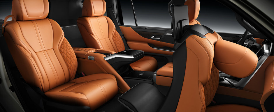 Noua masina de la Lexus e nebunie curata: are motor V6 twin-turbo si scaune spate care se inclina Noua masina de la Lexus e nebunie curata: are motor V6 twin-turbo si scaune spate care se inclina
