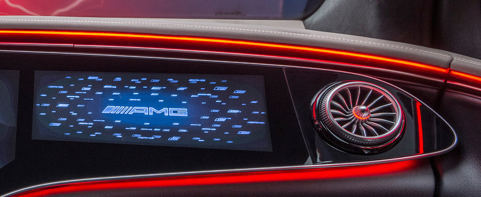 Noua masina de la Mercedes e nebunie curata: are 687 de cai sub capota si un display curbat de 141 de centimetri la interior!