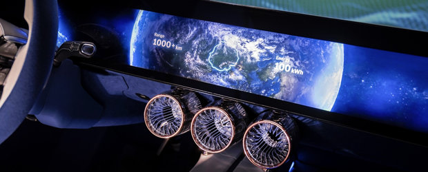 Noua masina de la Mercedes e nebunie curata: are panouri solare la exterior si un display 8K de 47.5 inch la interior! Cum arata in realitate