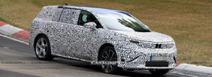 Noua masina de la Skoda a iesit in teste camuflata in BMW