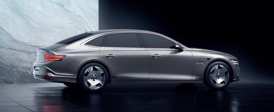 Noua masina de lux de la Hyundai a debutat oficial: limuzina asiaticilor se lauda cu boxe de la Bang & Olufsen si usi spate care se inchid de la buton Noua masina de lux de la Hyundai a debutat oficial: limuzina asiaticilor se lauda cu boxe de la Bang & Olufsen si usi spate care se inchid de la buton